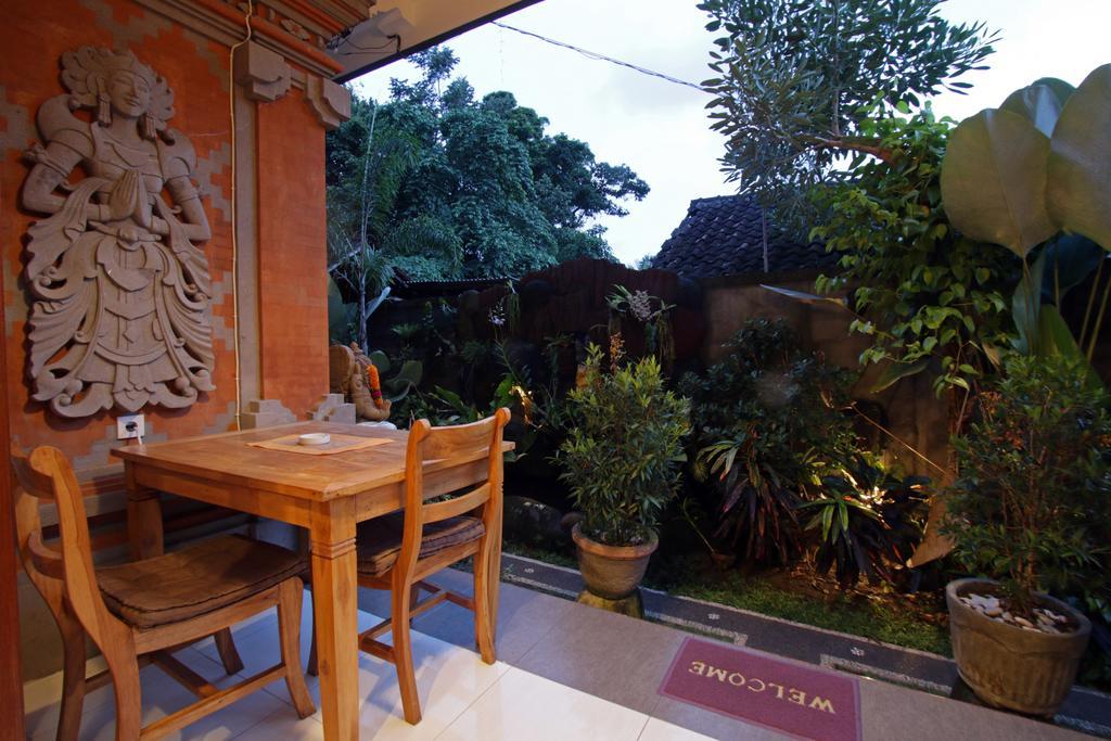 Loris Homestay Ubud  Exterior photo